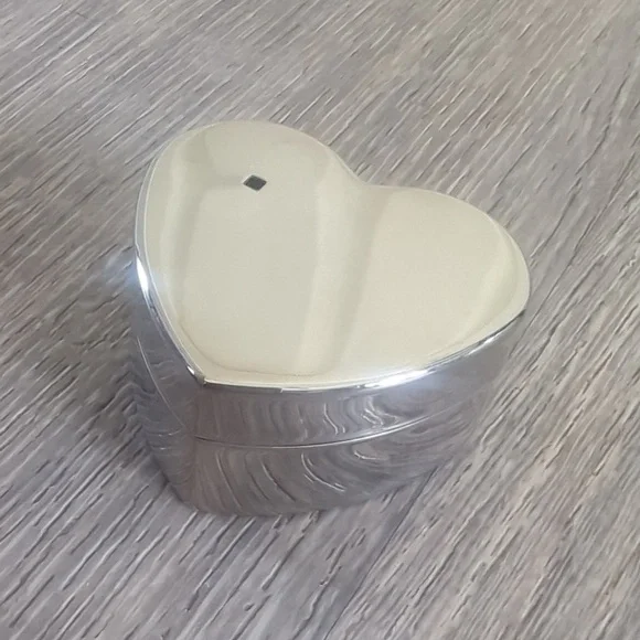 Vintage Silver Trinket Boxes - Set of 2 - Picture 8 of 12